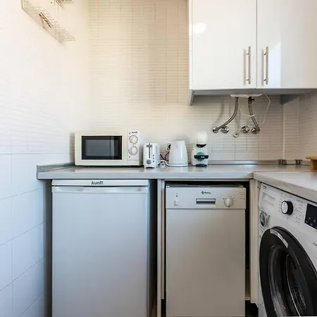 Unique Charming In The Heart Of